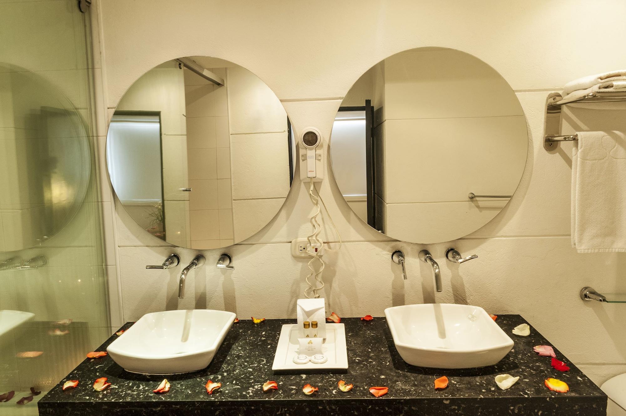 Hotel Bogota Virrey Extérieur photo