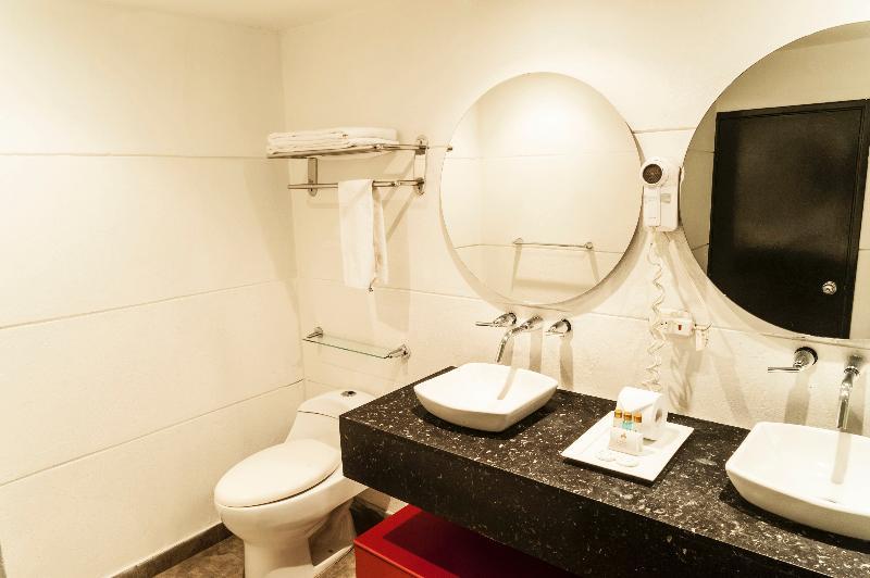 Hotel Bogota Virrey Extérieur photo